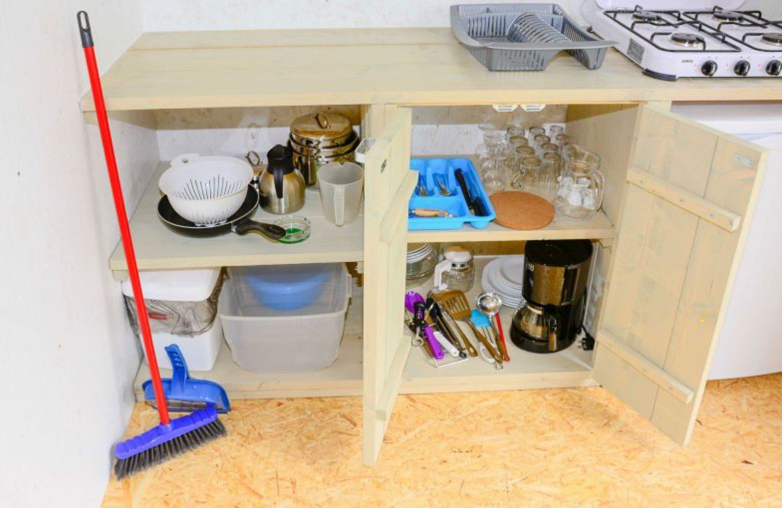 Ardennen camping bertrix houten hut interieur 4