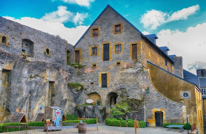 Ardennen camping bertrix kasteel van bouillon