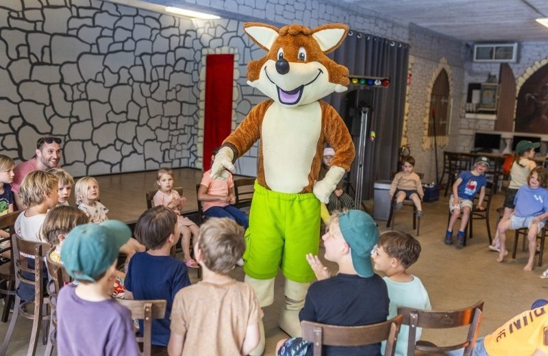 Bertrix camping felix de vos mascotte