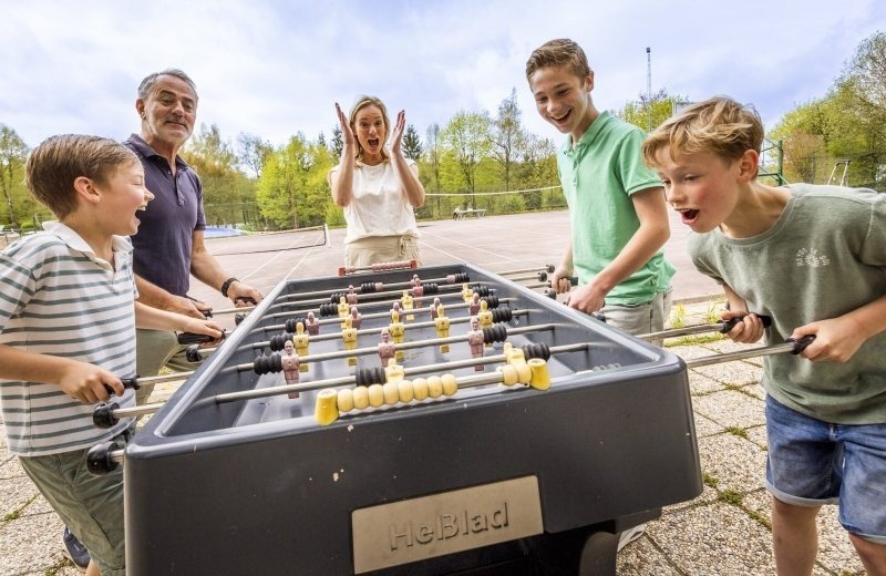 Camping bertrix tafelvoetbal spel