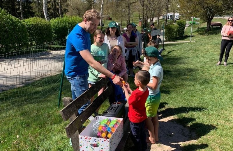 Paaseieren zoeken met pasen in de ardennen op camping bertrix