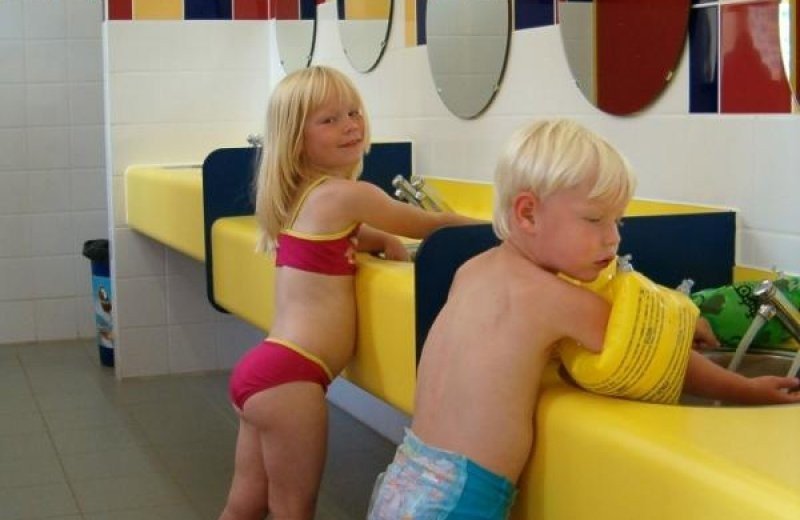 Speciaal sanitair voor kinderen op Camping Bertrix